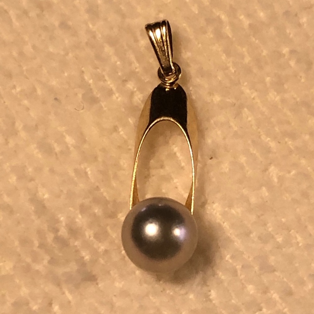14K Gold Cultured Pearl Necklace Charm